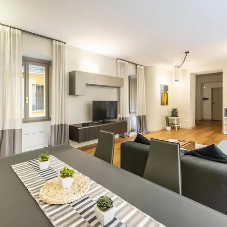 Pza Castello 200 Sqm - Terrace - Jacuzzi *
