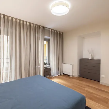 Pza Castello 200 Sqm - Terrace - Jacuzzi * Turin