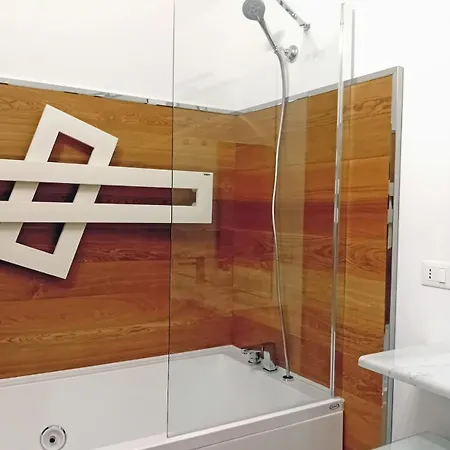 Apartment Pza Castello 200 Sqm - Terrace - Jacuzzi *
