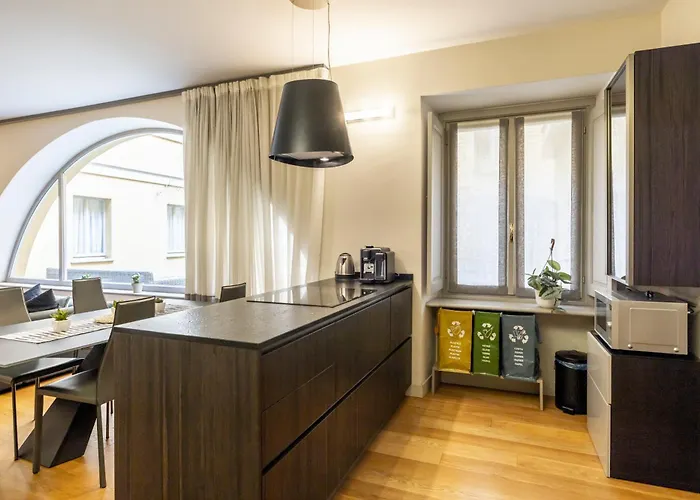 Piazza Castello 200 Sqm - Terrace - Jacuzzi *