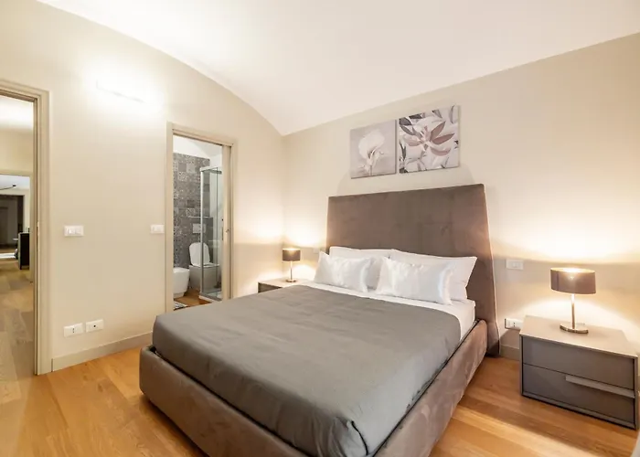 Lejlighed Piazza Castello 200 Sqm - Terrace - Jacuzzi